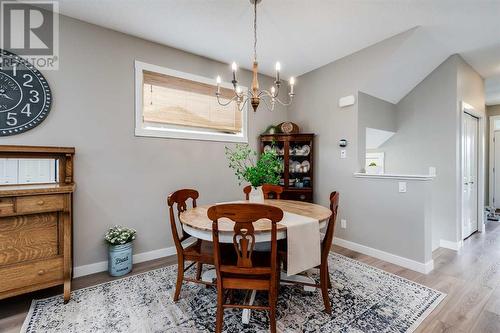 617 Chinook Gate Greenway Sw, Airdrie, AB - Indoor Photo Showing Dining Room