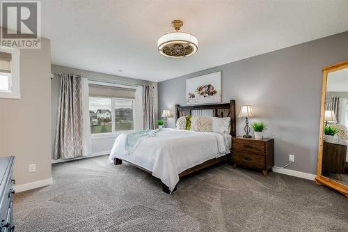 617 Chinook Gate Greenway Sw, Airdrie, AB - Indoor Photo Showing Bedroom