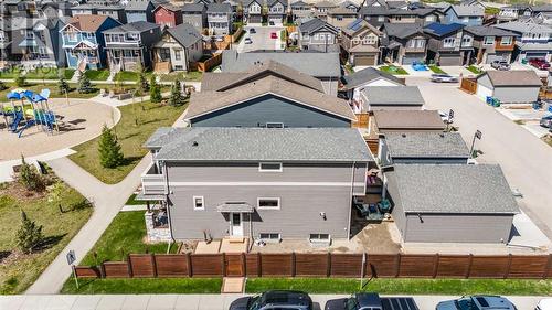 617 Chinook Gate Greenway Sw, Airdrie, AB - Outdoor With Facade