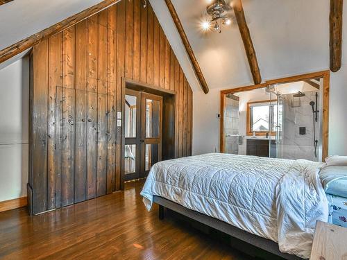 Master bedroom - 39 Rue Du Guetteur, Sainte-Marguerite-Du-Lac-Masson, QC - Indoor Photo Showing Bedroom