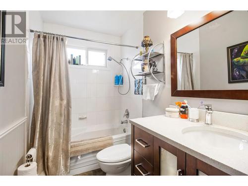 420 Larch Street, Chase, BC - Indoor Photo Showing Bathroom