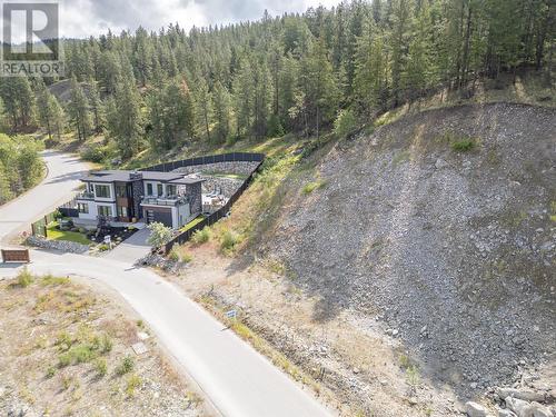 3050 Outlook Way, Naramata, BC 