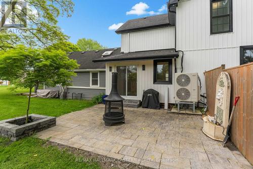 10 Queen Street S, Kawartha Lakes, ON - Outdoor