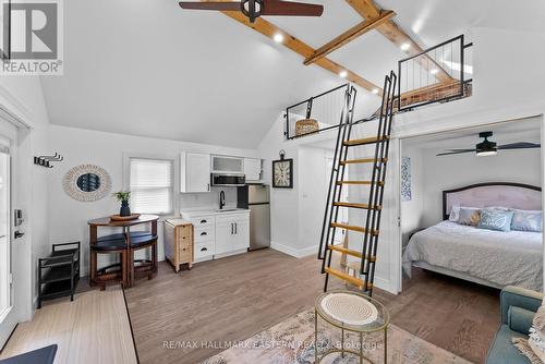 10 Queen Street S, Kawartha Lakes, ON - Indoor Photo Showing Bedroom