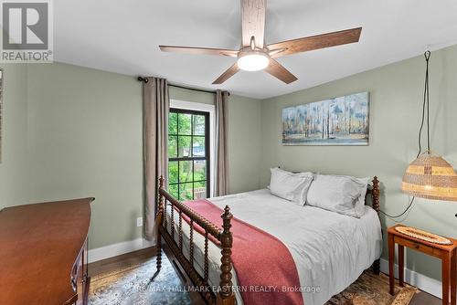 10 Queen Street S, Kawartha Lakes, ON - Indoor Photo Showing Bedroom