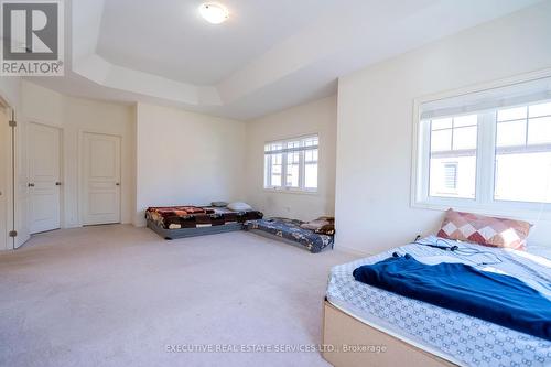 61 Truro Circle, Brampton (Northwest Brampton), ON - Indoor Photo Showing Bedroom