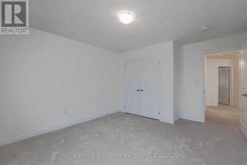 36 Hillcroft Way, Kawartha Lakes, ON - Indoor Photo Showing Other Room