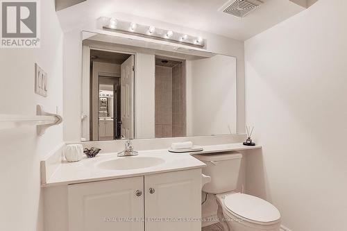 63 David Dunlap Circle, Toronto, ON - Indoor Photo Showing Bathroom