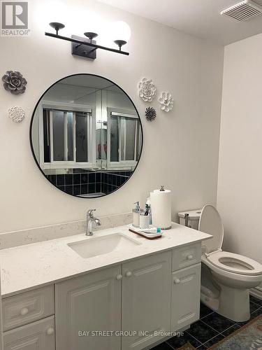 45 Mistleflower Court, Richmond Hill, ON - Indoor Photo Showing Bathroom