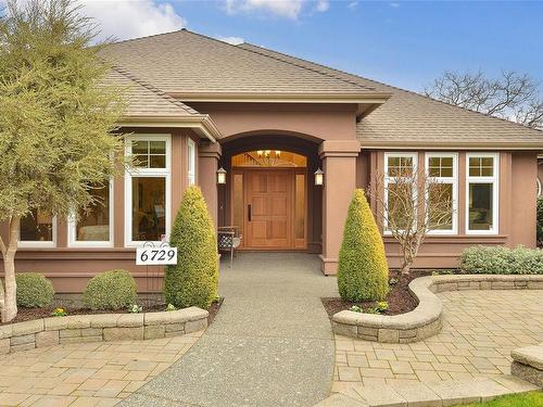 6729 Welch Rd, Central Saanich, BC 