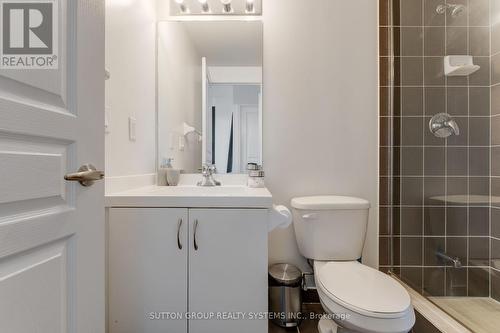 804 - 2230 Lake Shore Boulevard W, Toronto, ON - Indoor Photo Showing Bathroom