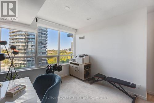 804 - 2230 Lake Shore Boulevard W, Toronto, ON - Indoor