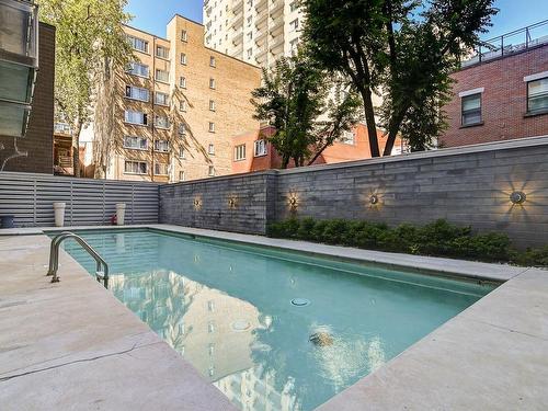 Pool - 353-1414 Rue Chomedey, Montréal (Ville-Marie), QC - Outdoor With In Ground Pool