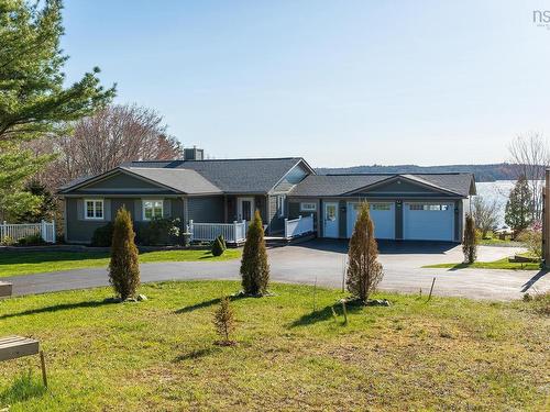 46 Ostrea Lake Road, Musquodoboit Harbour, NS 