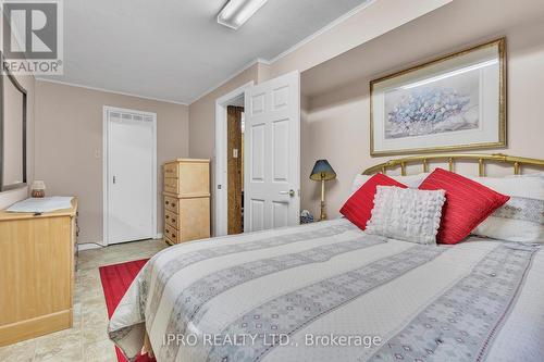 48 Upton Crescent, Guelph, ON - Indoor Photo Showing Bedroom