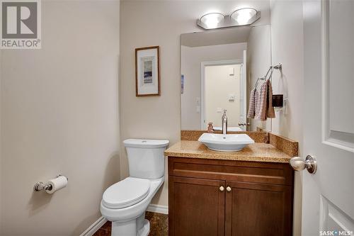 614 Rempel Crescent, Saskatoon, SK - Indoor Photo Showing Bathroom