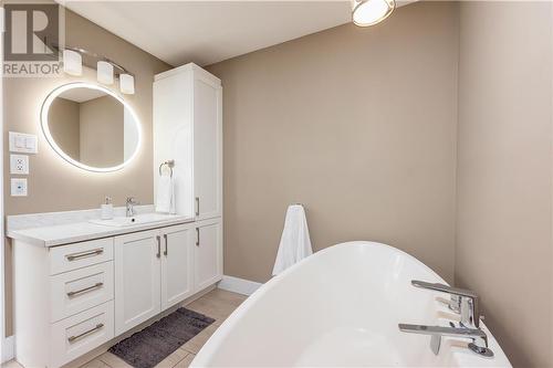 33 Durelle Street, Moncton, NB - Indoor Photo Showing Bathroom