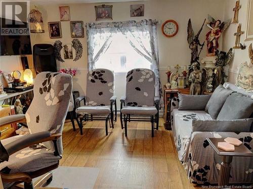 69-73 45E Avenue, Edmundston, NB - Indoor Photo Showing Living Room