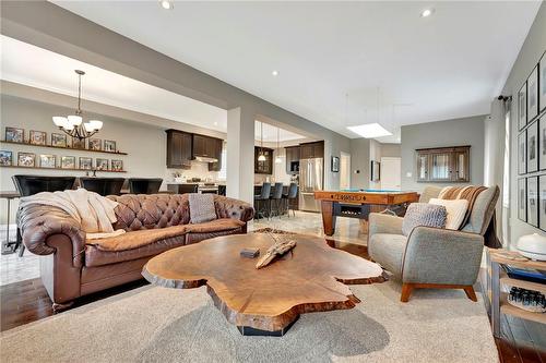 complete open concept design - 920 Stone Church Road E, Hamilton, ON - Indoor Photo Showing Living Room