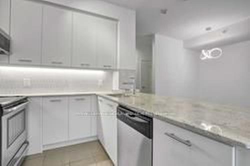 Th10-370 Square One Dr, Mississauga, ON 