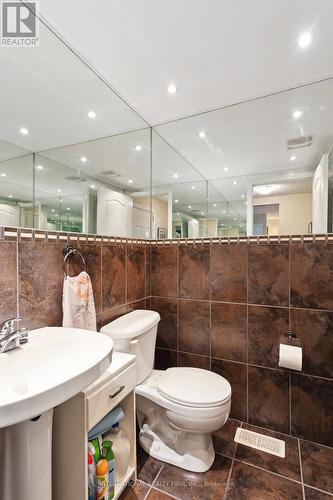 30 Benmore Crescent, Brampton, ON - Indoor Photo Showing Bathroom