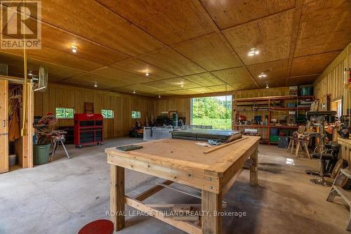 1514 Longwoods Road, Southwest Middlesex, ON - Indoor Photo Showing Other Room