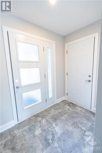 1405 Caroline Court, Stormont, Dundas And Glengarry, ON - Indoor Photo Showing Other Room