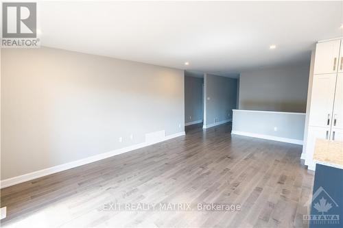 1405 Caroline Court, Stormont, Dundas And Glengarry, ON - Indoor Photo Showing Other Room