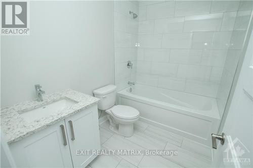 1401 Caroline Court, Cornwall, ON - Indoor Photo Showing Bathroom