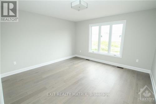 1401 Caroline Court, Cornwall, ON - Indoor Photo Showing Other Room