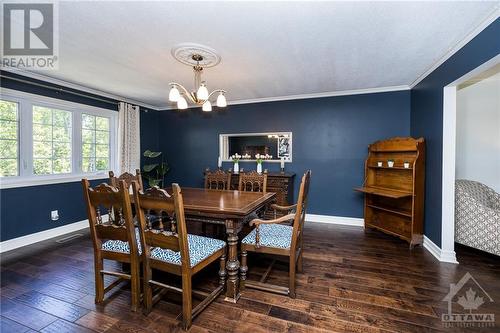 8842 Highway 15 Highway, Carleton Place, ON - Indoor Photo Showing Dining Room