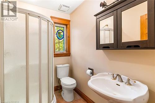 61 Fox Trail, Northern Bruce Peninsula, ON - Indoor Photo Showing Bathroom