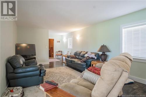 2271 Route 774, Wilsons Beach, NB - Indoor Photo Showing Living Room