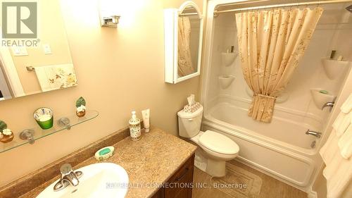 1280 Carfa Crescent, Kingston, ON - Indoor Photo Showing Bathroom