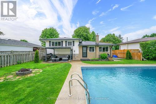 29 Talavera Crescent, London, ON - Outdoor With In Ground Pool