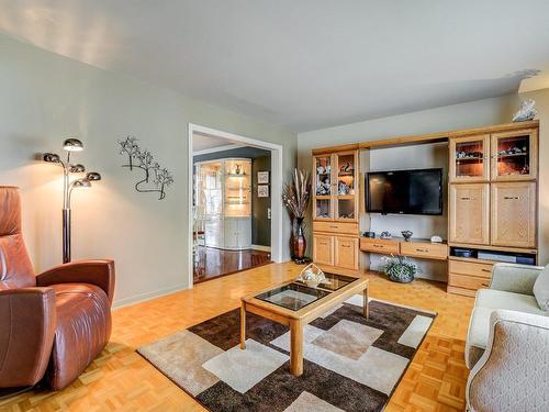 Salle familiale - 1931 Rue Collet, Varennes, QC - Indoor Photo Showing Living Room