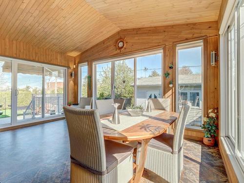 Solarium - 1931 Rue Collet, Varennes, QC - Indoor Photo Showing Dining Room