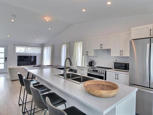 Cuisine - 189 Ch. Gisèle-Wexler, Val-D'Or, QC - Indoor Photo Showing Kitchen With Double Sink With Upgraded Kitchen