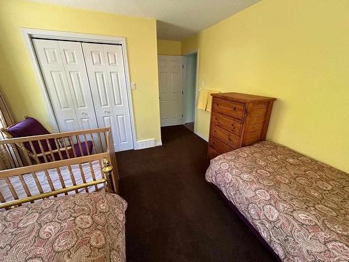 841 Tenth Avenue, Thunder Bay, ON - Indoor Photo Showing Bedroom