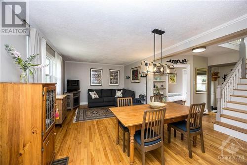 33 Wylie Avenue, Ottawa, ON - Indoor Photo Showing Dining Room