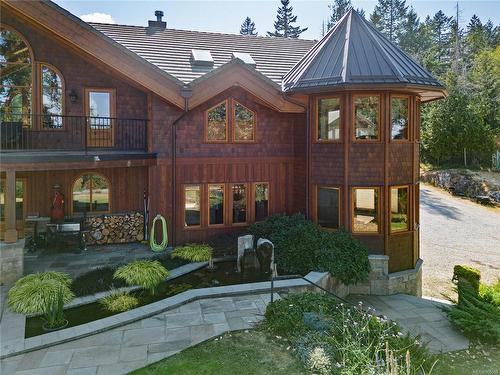 412 Stewart Rd, Salt Spring, BC 