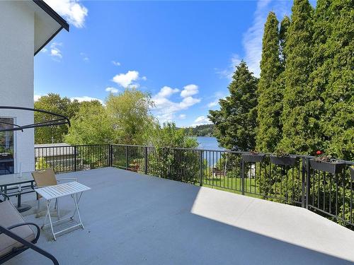 956 Westing Rd, Saanich, BC 