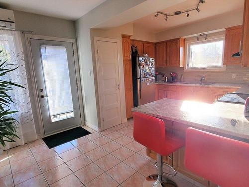 Dining room - 266 Av. Allion, Montréal (Lasalle), QC - Indoor Photo Showing Kitchen