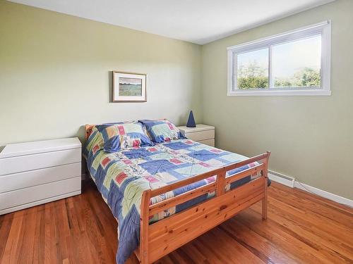 Chambre Ã Â coucher - 6120 Av. Baffin, Brossard, QC - Indoor Photo Showing Bedroom