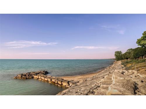 2559 Lakeshore Road, Sarnia, ON 