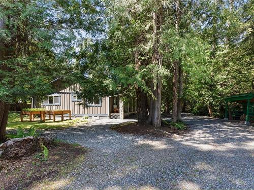 393 Dunsmuir Rd, Qualicum Beach, BC 