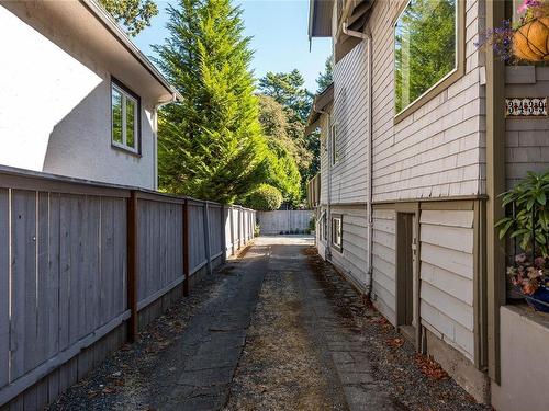 3439 Cook St, Saanich, BC 