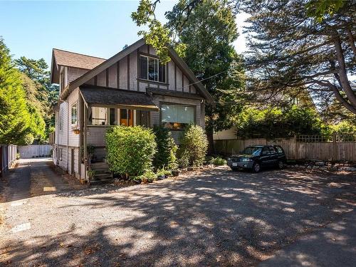 3439 Cook St, Saanich, BC 