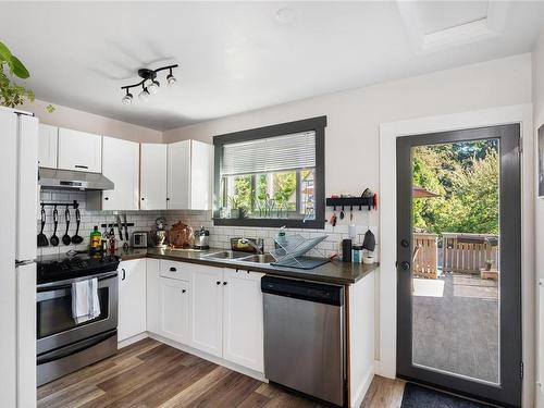 3439 Cook St, Saanich, BC 