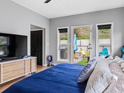 2753 Grandview Hts, Merritt, BC - Indoor Photo Showing Bedroom